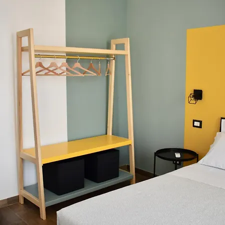 Domus Solis 게스트하우스 4*