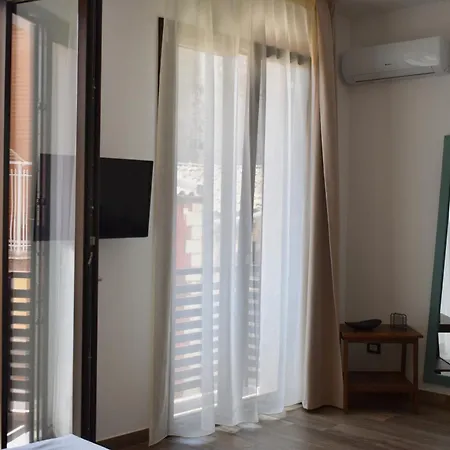 Domus Solis 게스트하우스